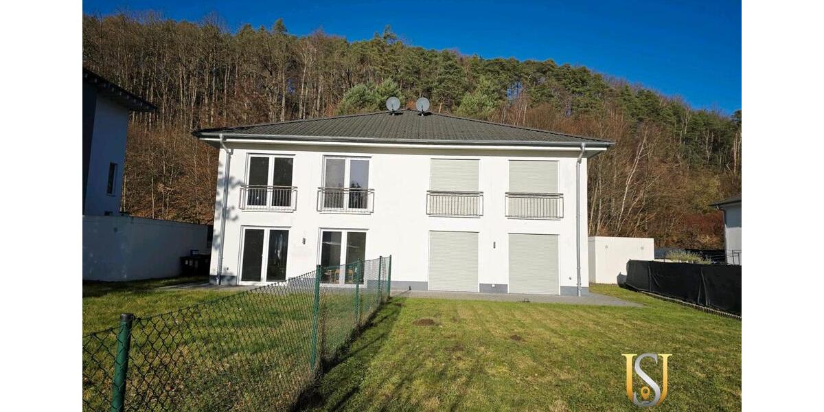 Moderne Doppelhaushälften mit Garage 4 zimmer