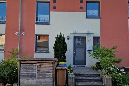Haus Kaiserslautern Bahnheim - 4 Zimmer, 110 m&sup2;, 1.580&euro; | Angebot:26512343