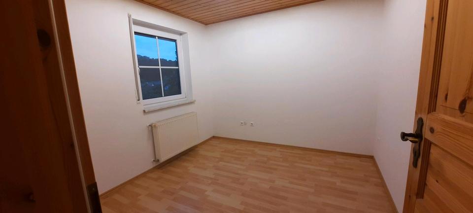 Etagenwohnung Hermersberg - 10 Zimmer, 102 m&sup2;, 210.000&euro; | Angebot:24469860