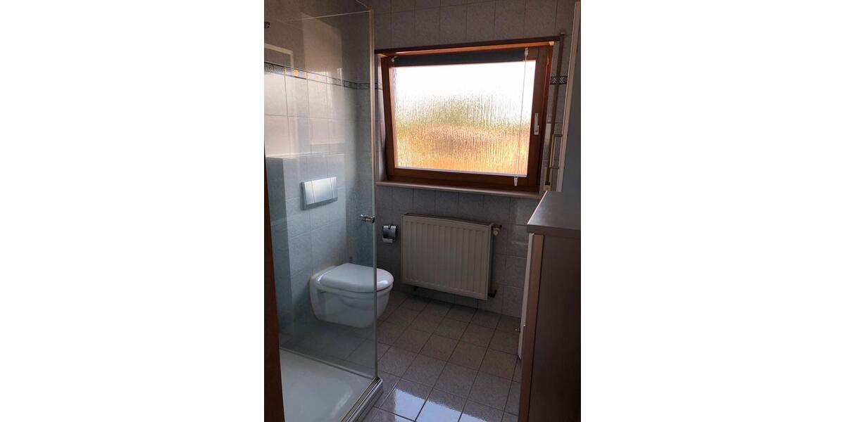Einfamilienhaus Mehlingen - 5.5 Zimmer, 185 m&sup2;, 1.300&euro; | Angebot:27692043
