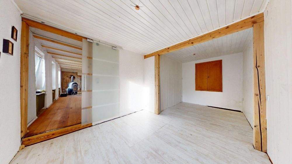 Mehrfamilienhaus, Wohnhaus Waldfischbach-Burgalben Burgalben - 7 Zimmer, 130 m&sup2;, 129.000&euro; | Angebot:25706019