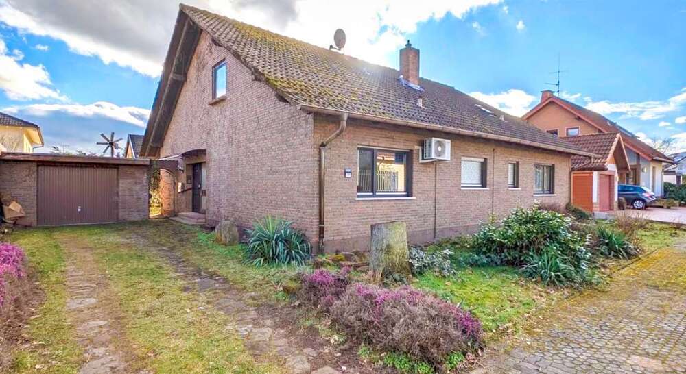 Haus zum Kaufen in Ramstein Miesenbach 439.000 € 270 m²