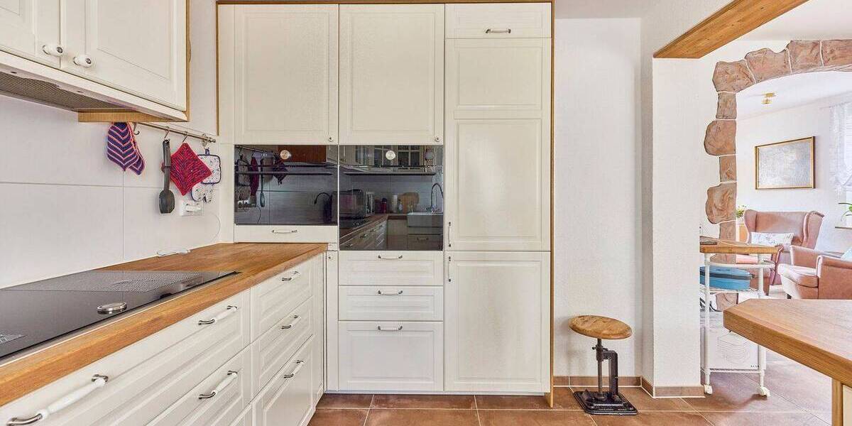 Mehrfamilienhaus, Wohnhaus Kaiserslautern Dansenberg - 9 Zimmer, 231 m&sup2;, 545.000&euro; | Angebot:26189977