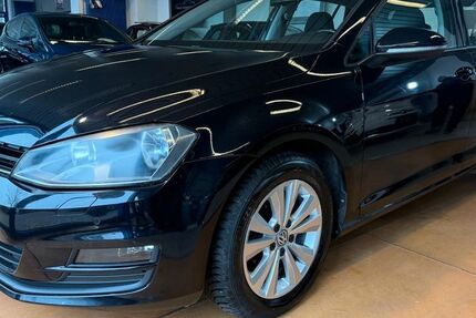 VW Golf 136.867 km 9.690 &euro; Bad Dürkheim 67098