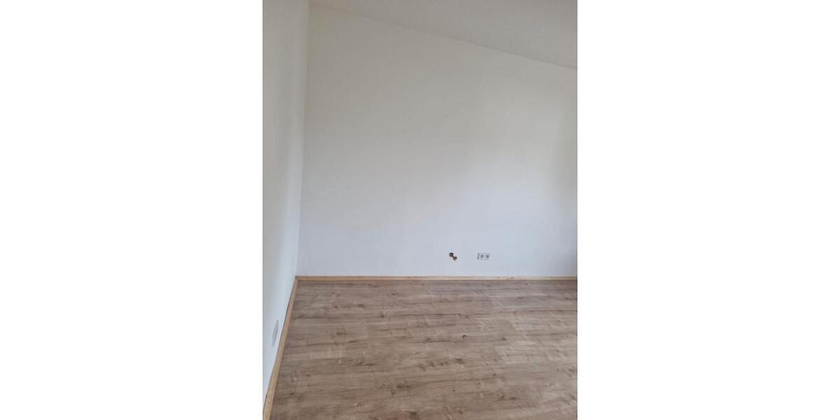Reihenhaus Rodalben - 6 Zimmer, 160 m&sup2;, 1.200&euro; | Angebot:26612266