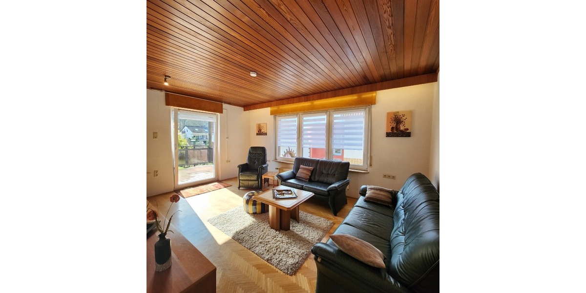 Einziehen & Wohlfühlen – Gepflegtes freistehendes 60er-Jahre-EFH mit Gartenparadies - Einfamilienhaus Thaleischweiler-Fröschen Fröschen | Angebot:25342461