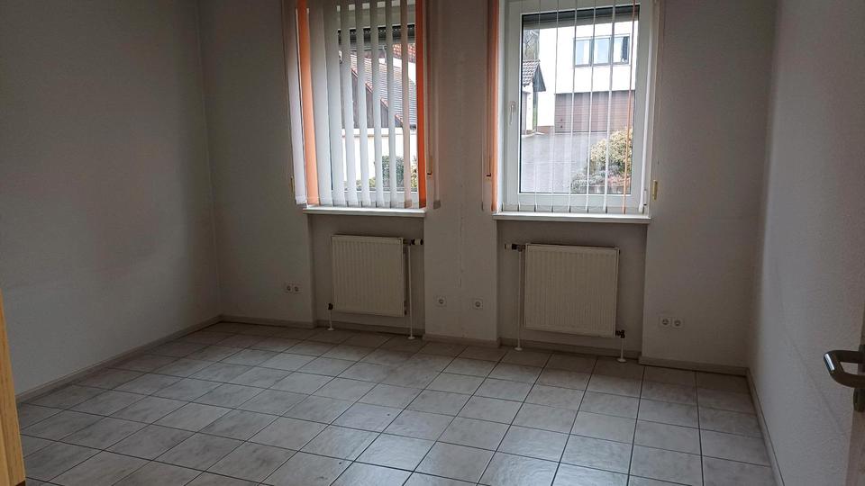 Gewerbeobjekt Steinwenden - 1.600&euro; | Angebot:24733743