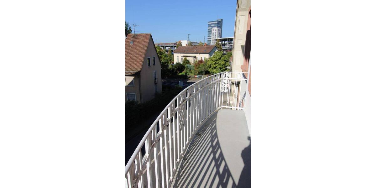 Etagenwohnung Kaiserslautern Innenstadt - 3 Zimmer, 122 m&sup2;, 1.250&euro; | Angebot:26378185