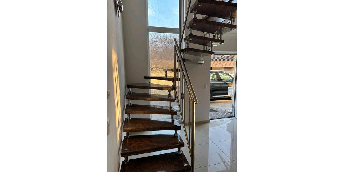 Einfamilienhaus Ramstein-Miesenbach Miesenbach - 1 Zimmer, 190 m&sup2;, 2.600&euro; | Angebot:26101571