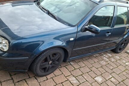 VW Golf 220.000 km 1.400 &euro; Hütschenhausen 66882