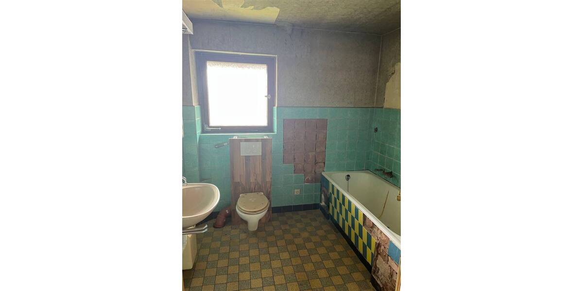 Einfamilienhaus Landstuhl Atzel - 1 Zimmer, 250 m&sup2;, 329.000&euro; | Angebot:26859164