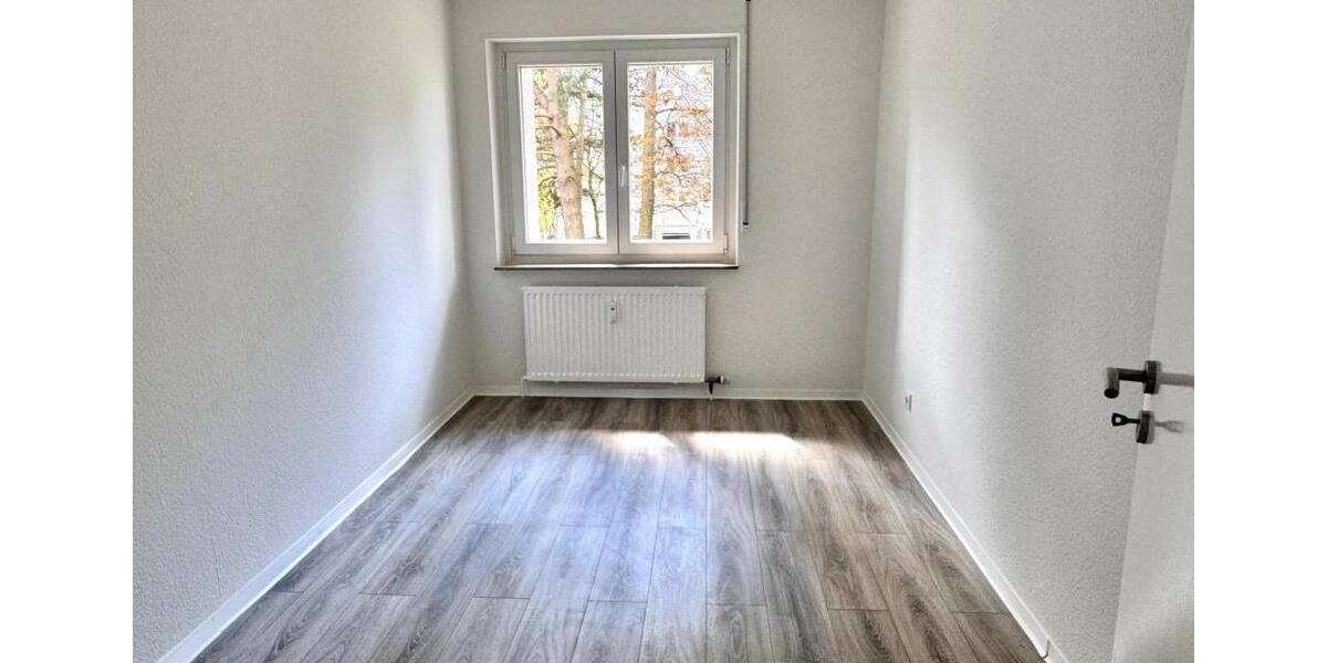 Erdgeschoßwohnung Kaiserslautern Engelshof - 3 Zimmer, 77 m&sup2;, 555&euro; | Angebot:26272887