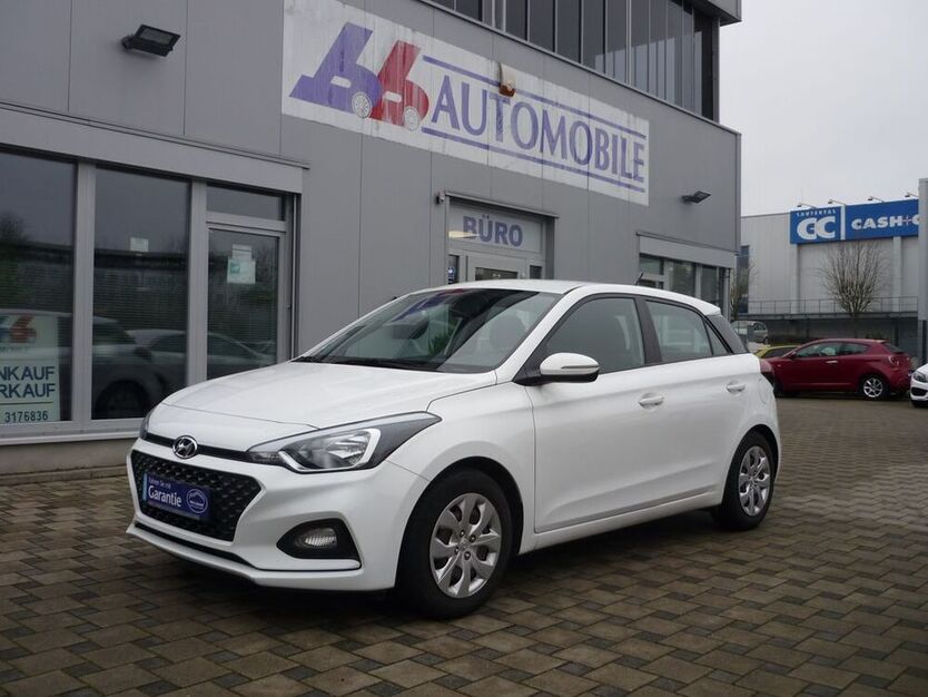 i20
