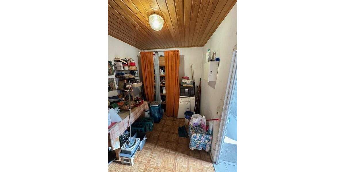 Einfamilienhaus Kaiserslautern Morlautern - 7 Zimmer, 180 m&sup2;, 349.000&euro; | Angebot:25775819