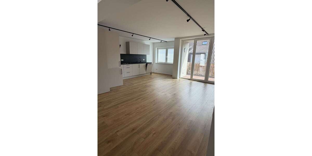 Etagenwohnung Otterberg - 4 Zimmer, 125 m&sup2;, 1.350&euro; | Angebot:26979224
