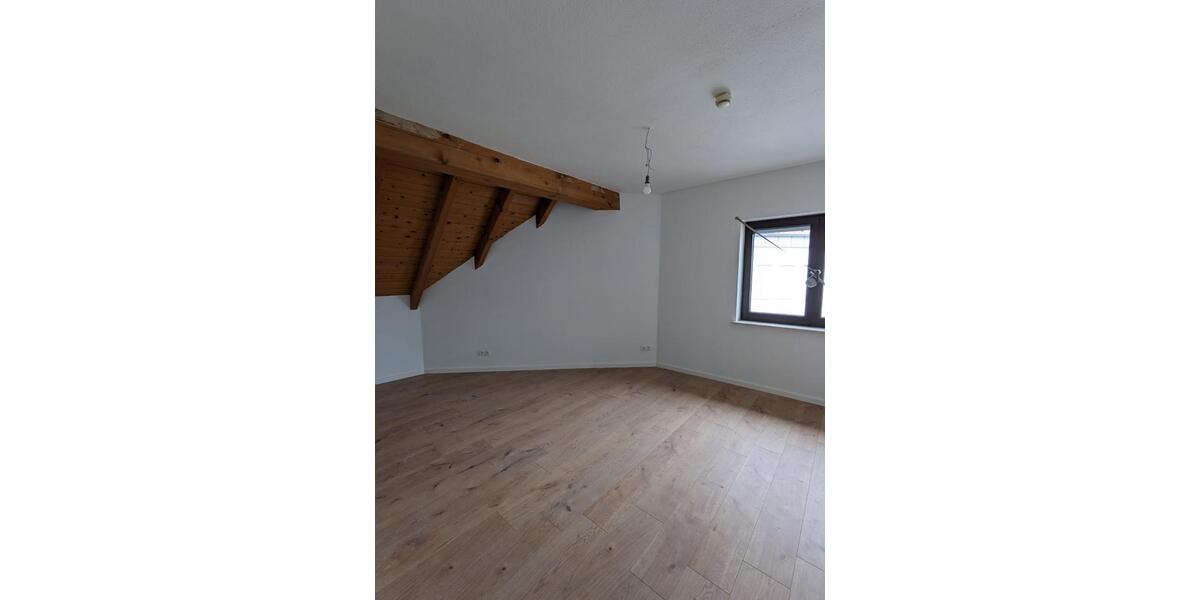 Maisonettenwohnung Kaiserslautern Engelshof - 3 Zimmer, 87 m&sup2;, 1.000&euro; | Angebot:26096310