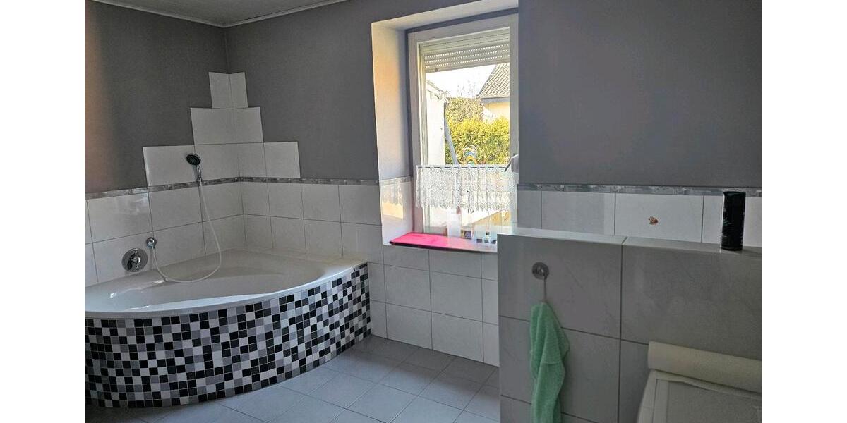 Einfamilienhaus Steinbach am Donnersberg - 6 Zimmer, 190 m&sup2;, 185.000&euro; | Angebot:26309240