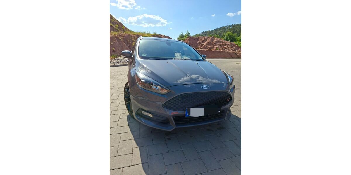 Ford Focus 130.000 km 14.500 &euro; Hauenstein 76846