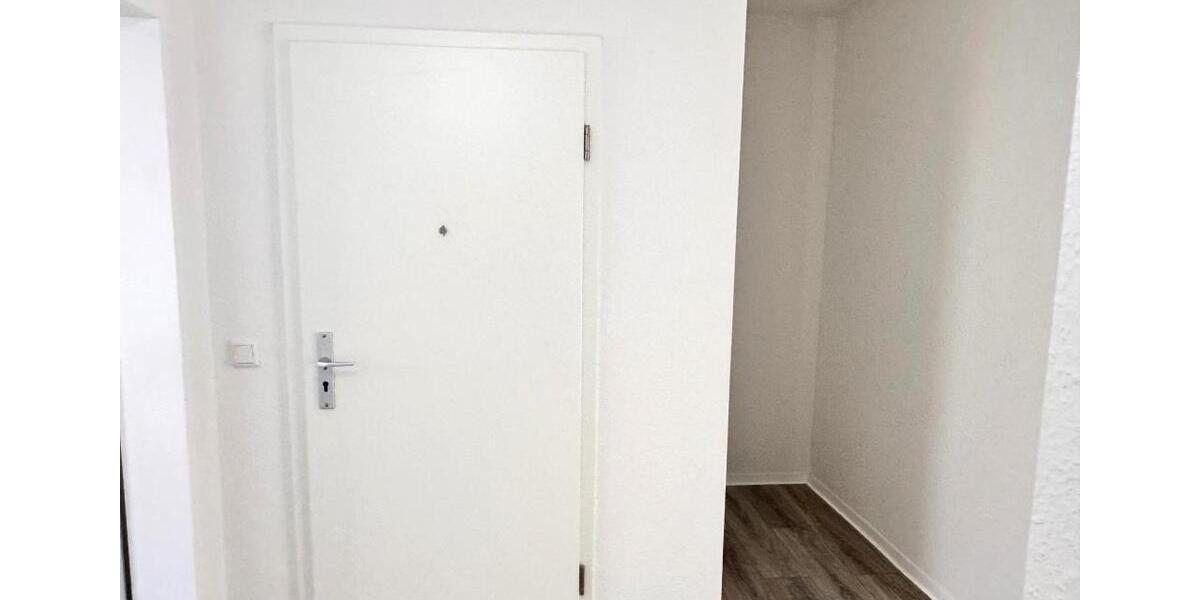 Erdgeschoßwohnung Kaiserslautern Engelshof - 3 Zimmer, 77 m&sup2;, 555&euro; | Angebot:26272887