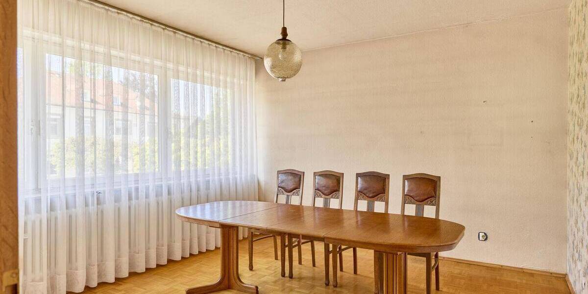 Einfamilienhaus Bad Dürkheim - 8 Zimmer, 290 m&sup2;, 975.000&euro; | Angebot:26486631