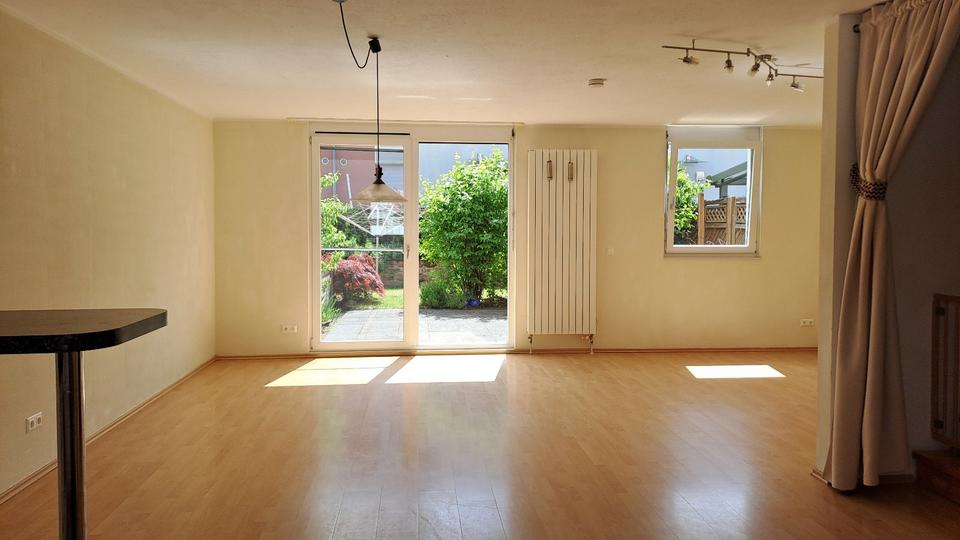 Reihenhaus Kaiserslautern Bahnheim - 4 Zimmer, 110 m&sup2;, 1.580&euro; | Angebot:26512343