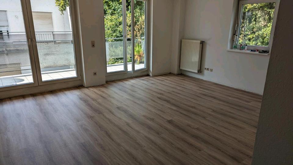 Etagenwohnung Kaiserslautern Engelshof - 2 Zimmer, 87 m&sup2;, 1.200&euro; | Angebot:26699966