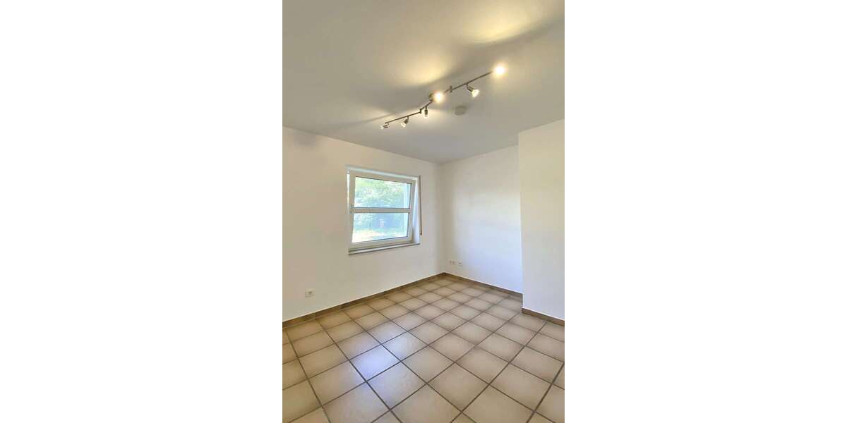 Etagenwohnung Kaiserslautern - 2 Zimmer, 34 m&sup2;, 350&euro; | Angebot:27667748