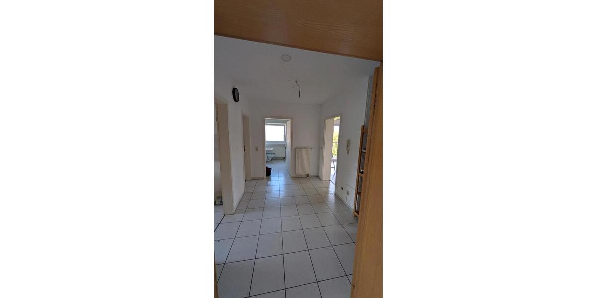 Dachgeschoßwohnung Steinbach am Donnersberg - 3 Zimmer, 72 m&sup2;, 120.000&euro; | Angebot:26644942
