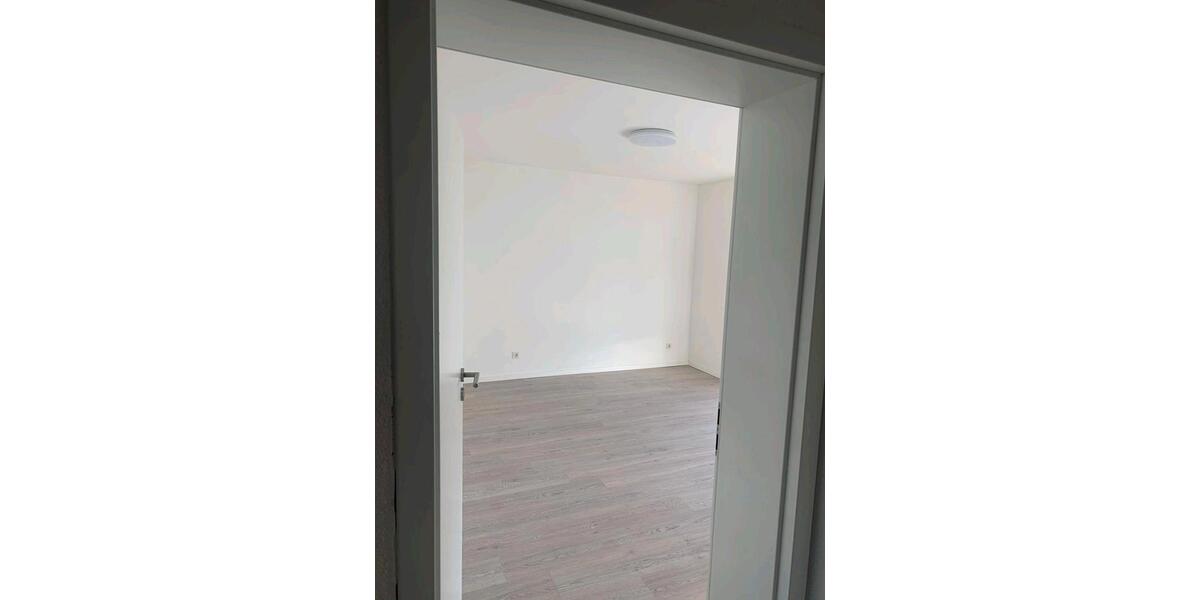 Etagenwohnung Ramstein-Miesenbach Hütschenhausen - 4 Zimmer, 145 m&sup2;, 1.480&euro; | Angebot:24717538