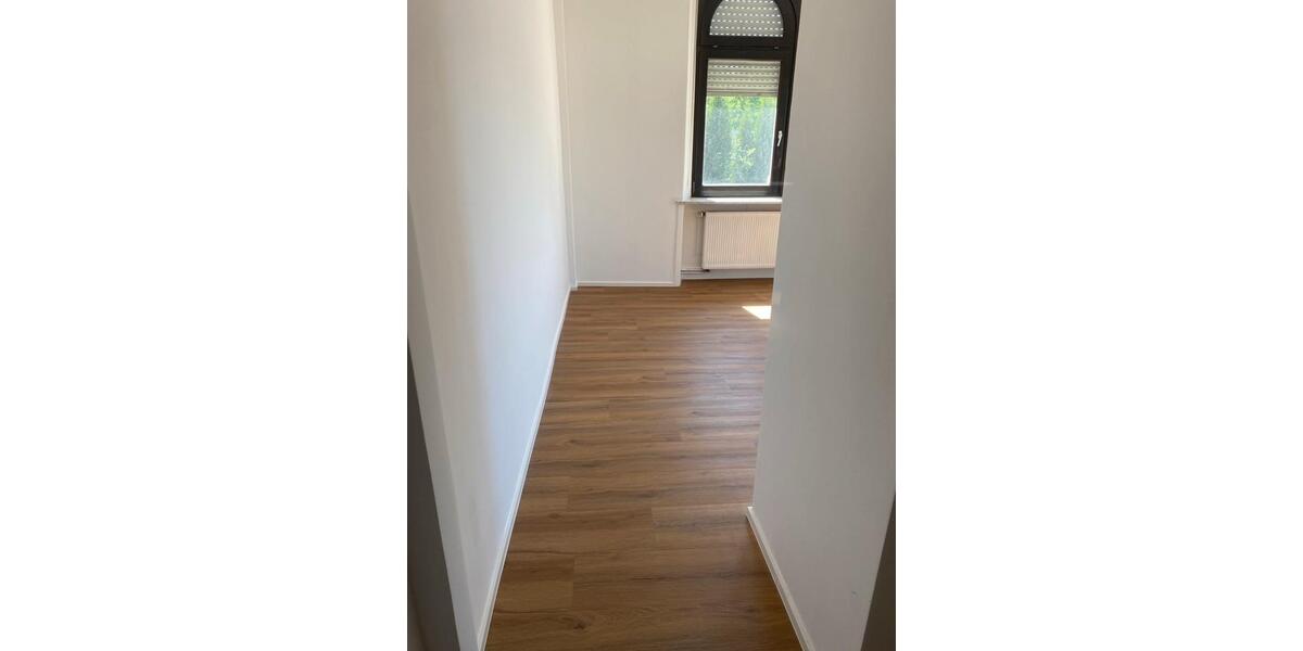 Erdgeschoßwohnung Göllheim - 2 Zimmer, 60 m&sup2;, 850&euro; | Angebot:24523256