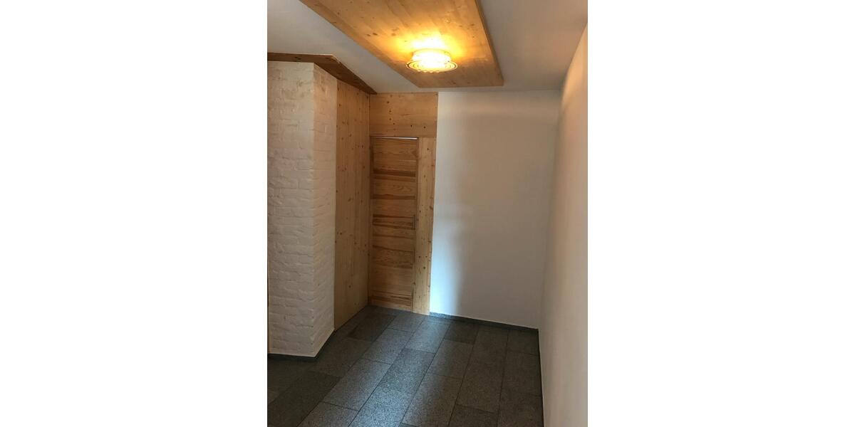 Erdgeschoßwohnung Steinwenden - 5 Zimmer, 128 m&sup2;, 1.250&euro; | Angebot:26356347