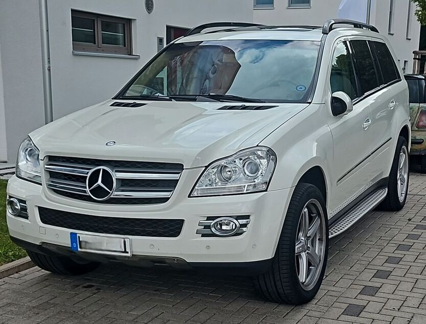 Mercedes-Benz GL 450 159.000 km 16.200 € Hütschenhausen 66882