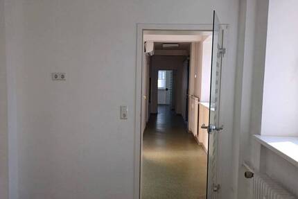 Gewerbeobjekt Kaiserslautern Innenstadt - 1 Zimmer, 130 m&sup2;, 1.200&euro; | Angebot:24114882