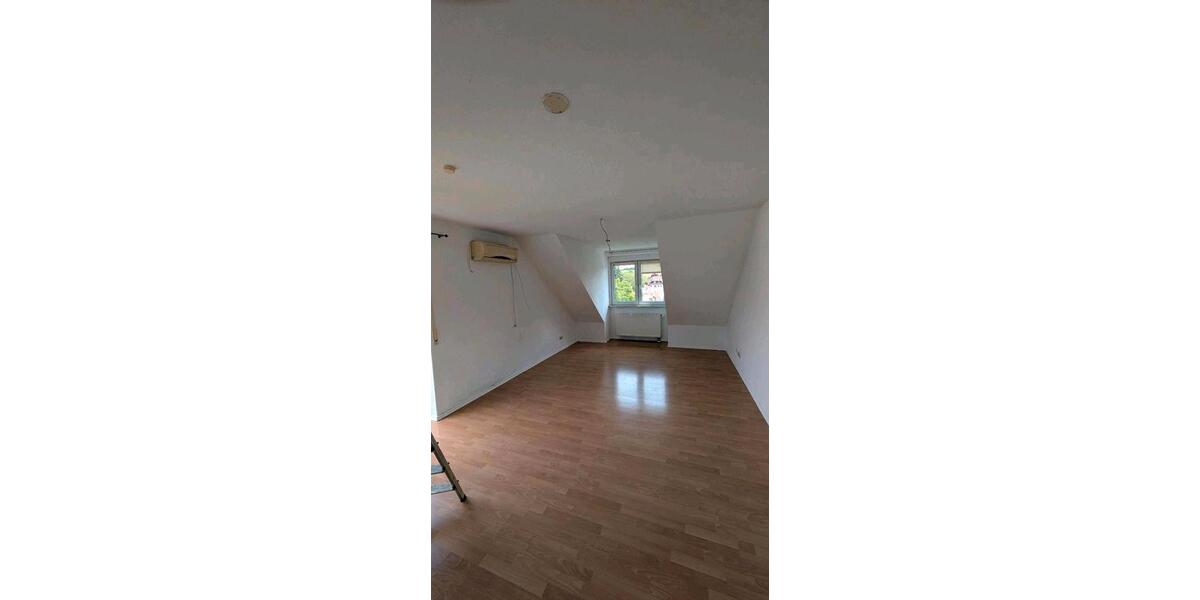 Dachgeschoßwohnung Steinbach am Donnersberg - 3 Zimmer, 72 m&sup2;, 120.000&euro; | Angebot:26644942