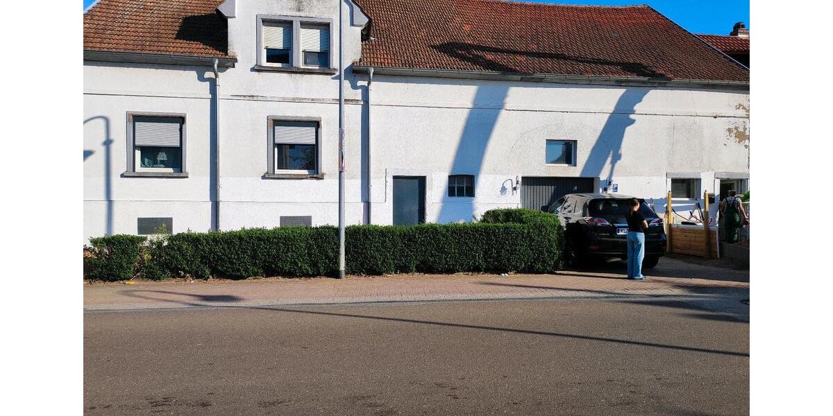 helle 3 Zimmerwohnung mit Garage+ Nutzfläche in Hütschenhausen 3 zimmer