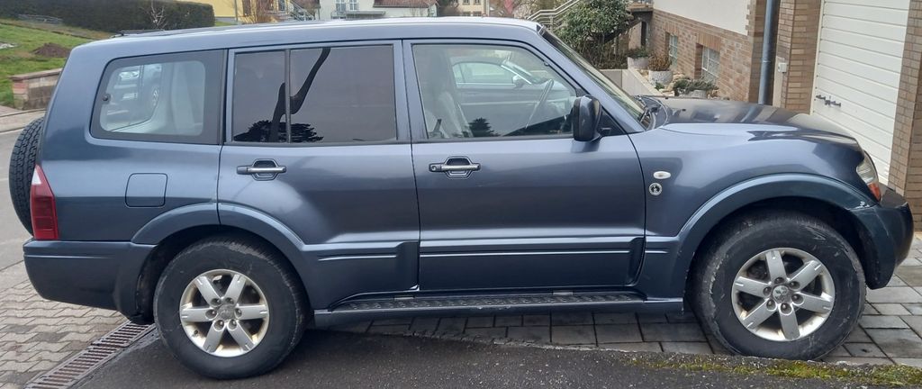 Mitsubishi Pajero 196.800 km 8.500 &euro; Bisterschied 67806