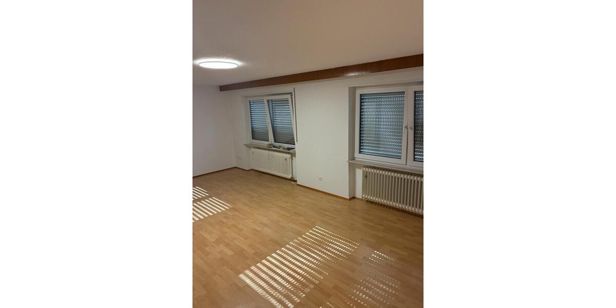 Erdgeschoßwohnung Kaiserslautern Engelshof - 3 Zimmer, 92 m&sup2;, 1.050&euro; | Angebot:26705194