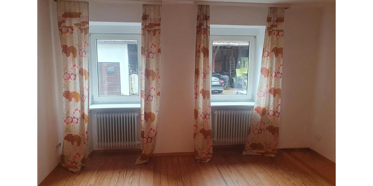Erdgeschoßwohnung Queidersbach - 2.5 Zimmer, 92 m&sup2;, 800&euro; | Angebot:27567345