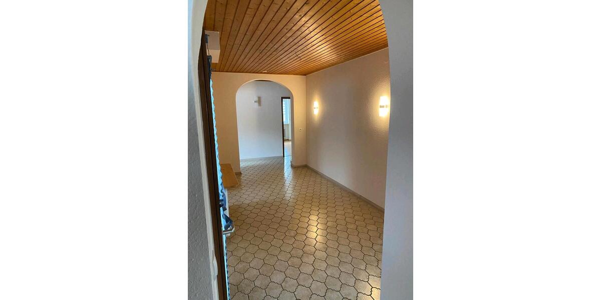 Etagenwohnung Mehlbach - 4 Zimmer, 140 m&sup2;, 900&euro; | Angebot:26341510