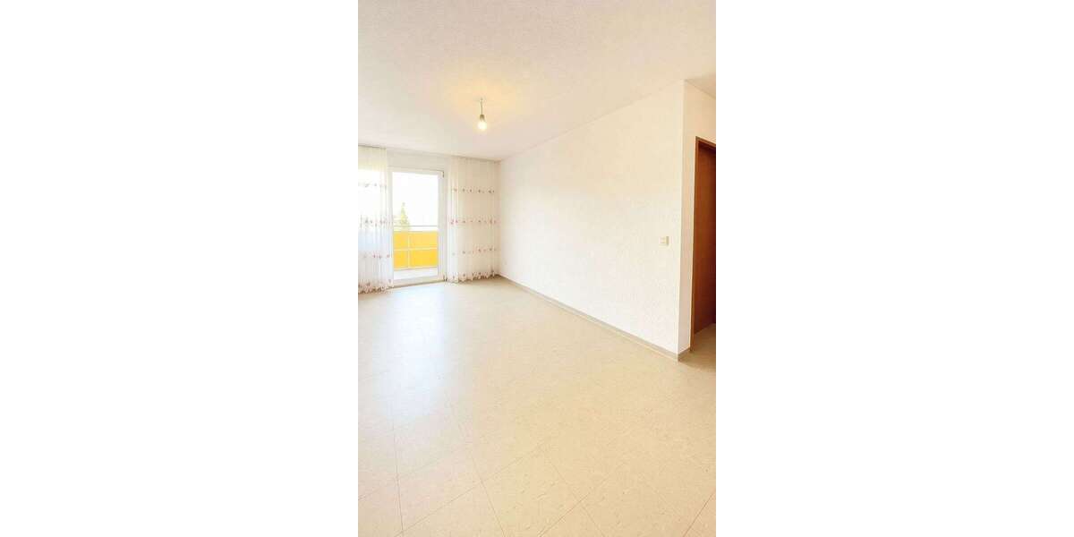 Etagenwohnung Landstuhl - 3 Zimmer, 81 m&sup2;, 810&euro; | Angebot:26289875