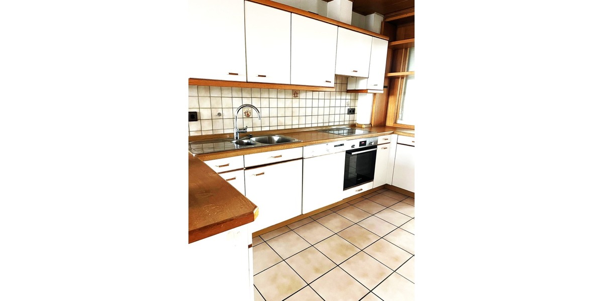 Attraktive Dachgeschosswohnung mit sonniger Terrasse - Dachgeschoßwohnung Enkenbach | Angebot:26236757