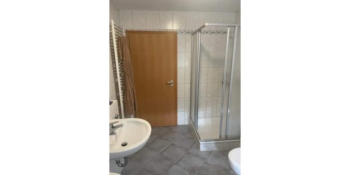 Doppelhaushälfte Ramstein-Miesenbach Miesenbach - 5 Zimmer, 160 m&sup2;, 1.700&euro; | Angebot:24657022