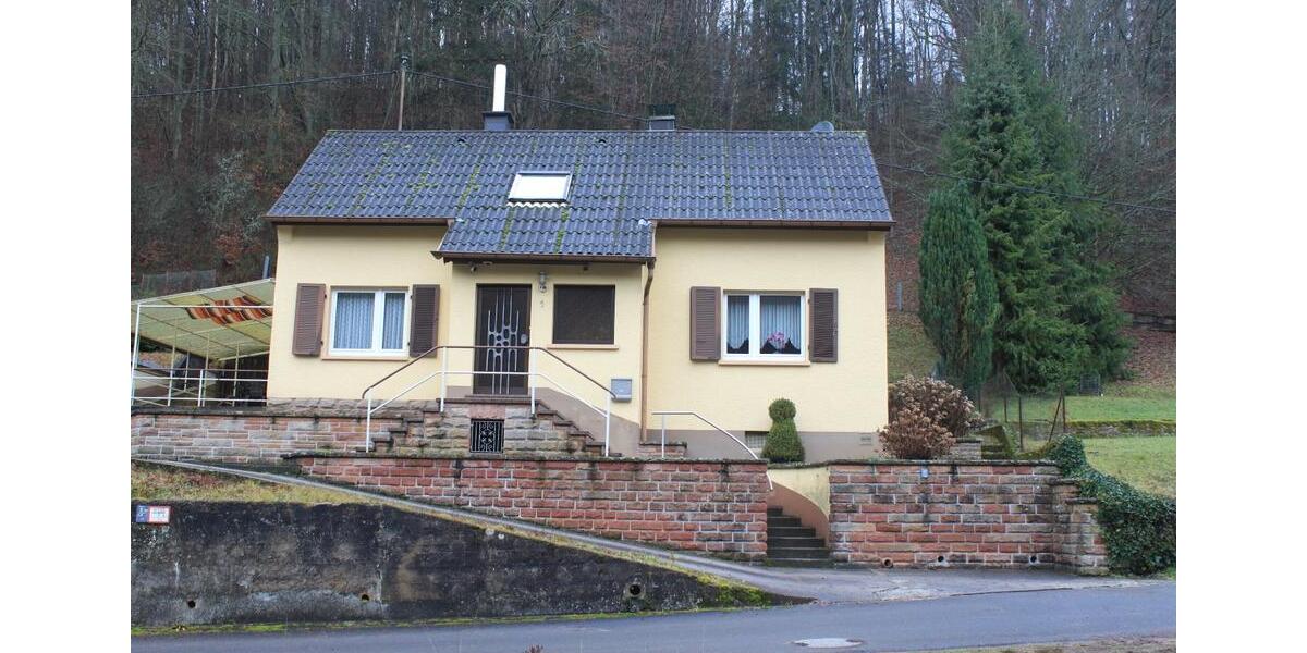 Einfamilienhaus Trippstadt - 5 Zimmer, 128 m&sup2;, 350.000&euro; | Angebot:25280871