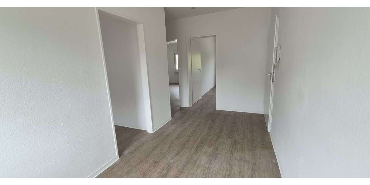 Etagenwohnung Pirmasens - 2.5 Zimmer, 58 m&sup2;, 370&euro; | Angebot:26841555
