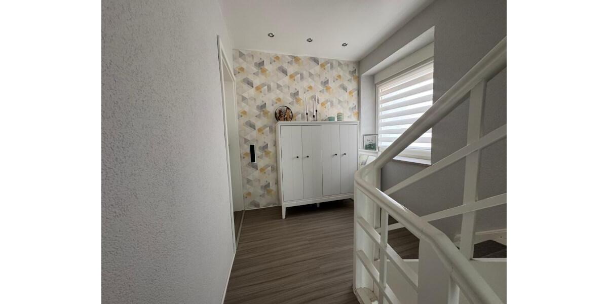 Doppelhaushälfte Pirmasens Fehrbach - 5 Zimmer, 174 m&sup2;, 1.300&euro; | Angebot:26049853