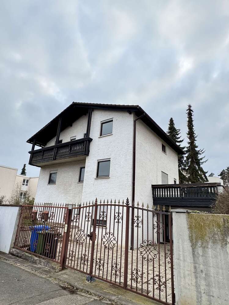 Haus zum Kaufen in Grünstadt 650.000 € 200 m²