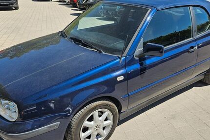 VW Golf 146.310 km 2.950 &euro; Lachen-Speyerdorf 67435