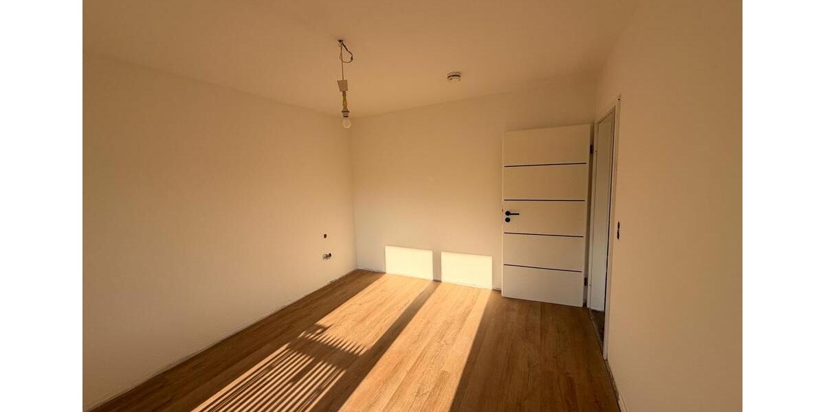 Erdgeschoßwohnung Eisenberg (Pfalz) - 3 Zimmer, 60 m&sup2;, 780&euro; | Angebot:26288395