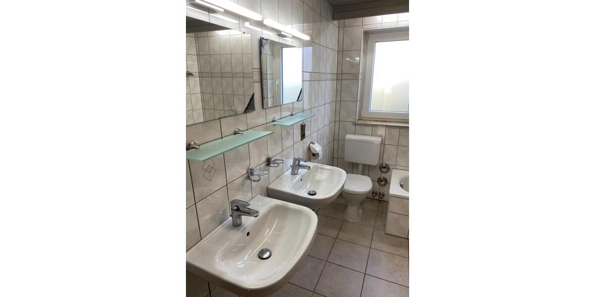 Erdgeschoßwohnung Katzweiler - 4 Zimmer, 100 m&sup2;, 850&euro; | Angebot:25634388