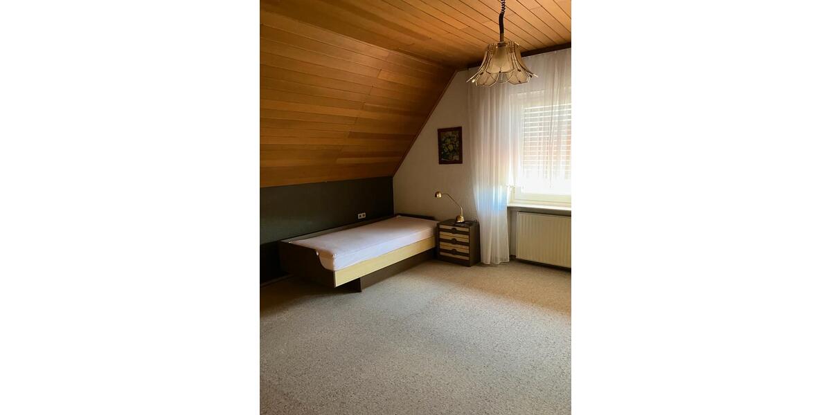 Einfamilienhaus Queidersbach - 7 Zimmer, 150 m&sup2;, 1.500&euro; | Angebot:27619847